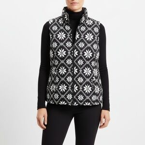 NWT Vest Women's Size L Black White Fair Isle Snowflake Full Zip Stand Collar